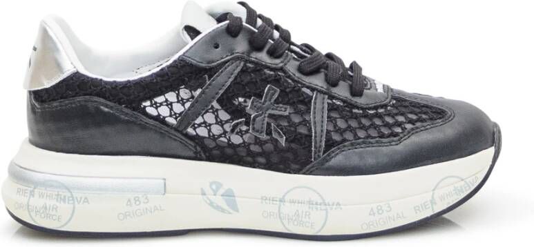 Premiata Zwarte stoffen sneakers met suède details