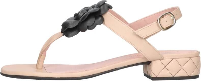 Pretty Ballerinas Handgemaakte leren sandalen met enkelband