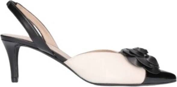 Pretty Ballerinas Pumps met spitse neus
