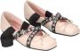 Pretty Ballerinas Stijlvolle leren dansschoenen met metalen oogjes - Thumbnail 1