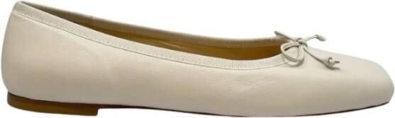 Prosperine Crème platte schoenen Elegante Italiaans ontwerp