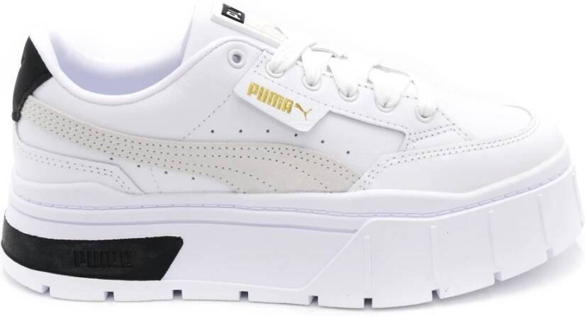 Puma Mayze Stack sneaker van leer met suède details