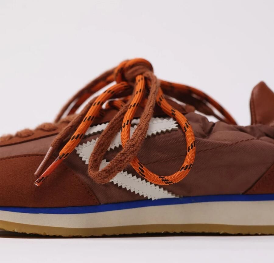 Puraai 6.02 Panther Sneakers