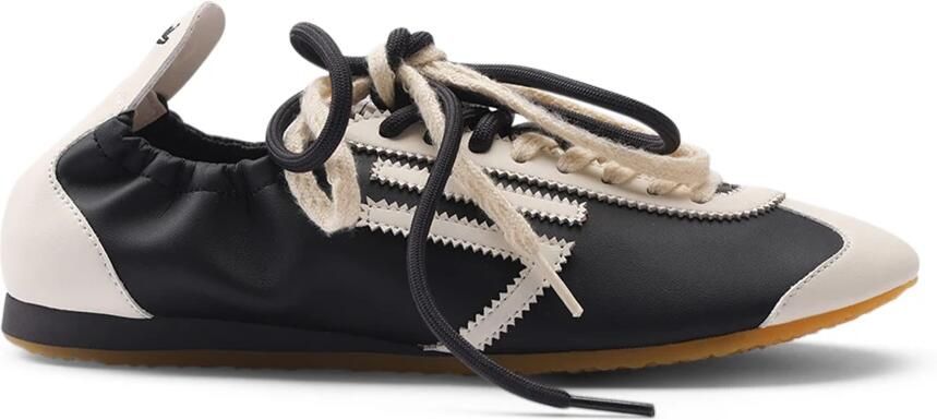 Puraai 8 01 Lion Sneakers