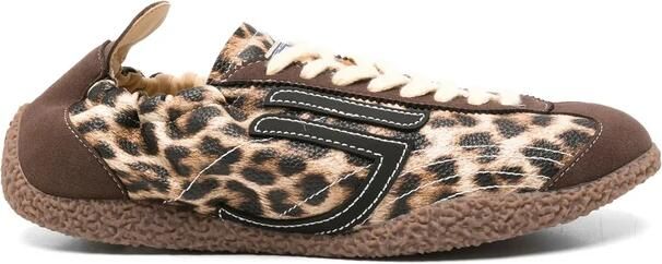 Puraai Sneakers