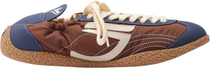 Puraai Sneakers