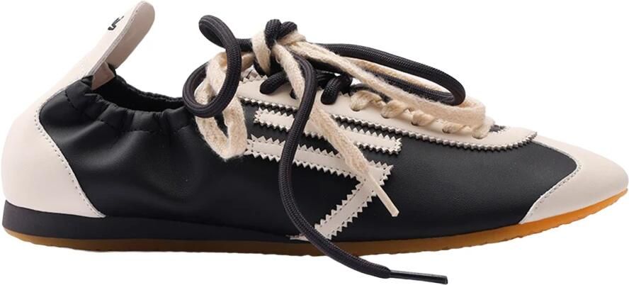 Puraai Sneakers