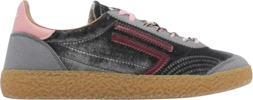 Puraai XS Velvet Sneaker