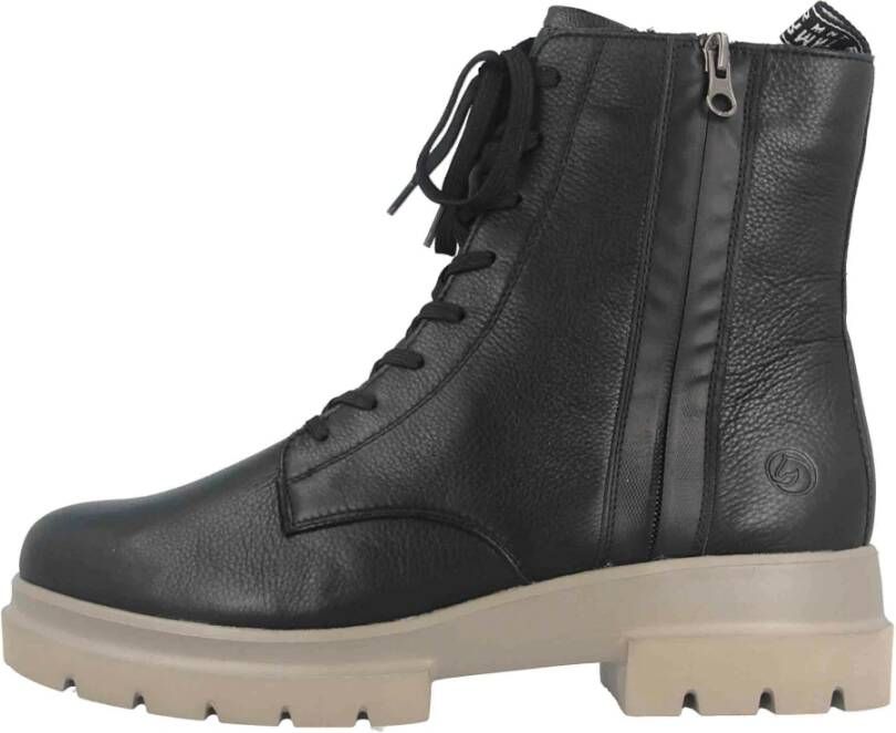 Remonte Hoge veterschoenen met een praktisch verwisselbaar voetbed