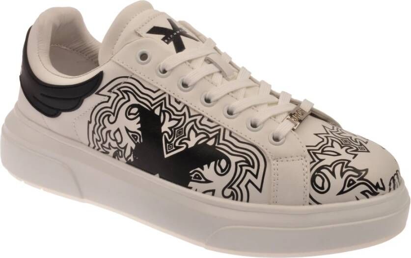 Richmond Sneaker met opvallende grafische print.