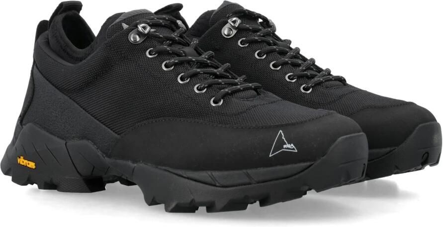 ROA Zwarte Sneakers met Geborduurd Logo