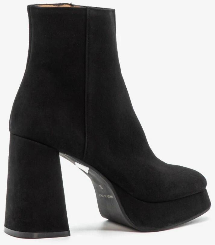 Roberto Festa Nossa Enkellaars