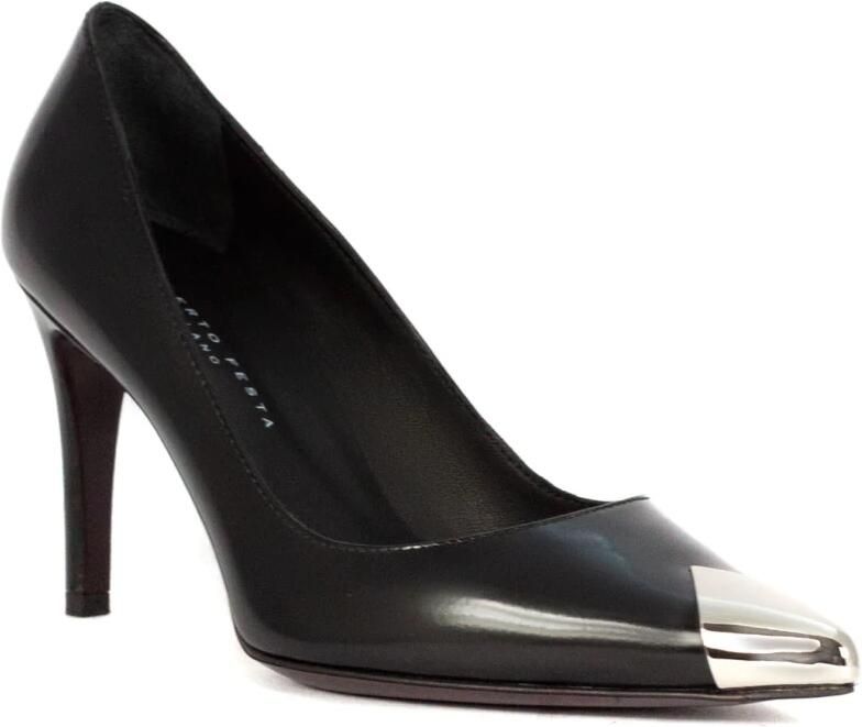 Roberto Festa Zwarte leren pumps met metalen neus