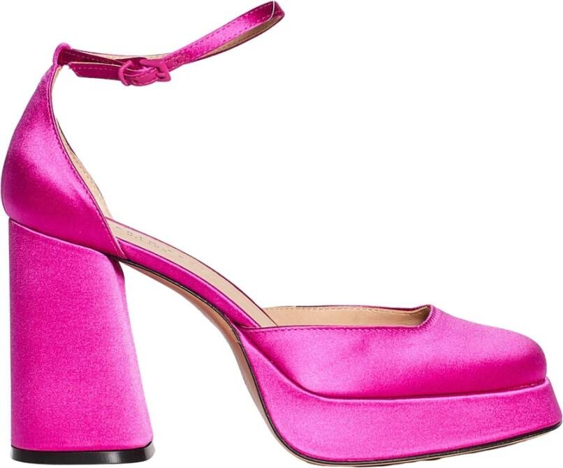 Roberto Festa Pumps met vierkante neus en plateauzool van satijn Pink Dames
