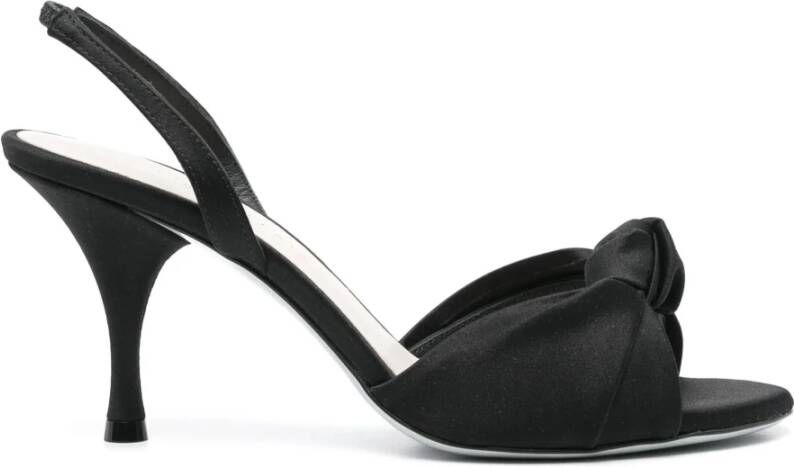 Roberto Festa Zwarte satijnen slingback pumps met open teen