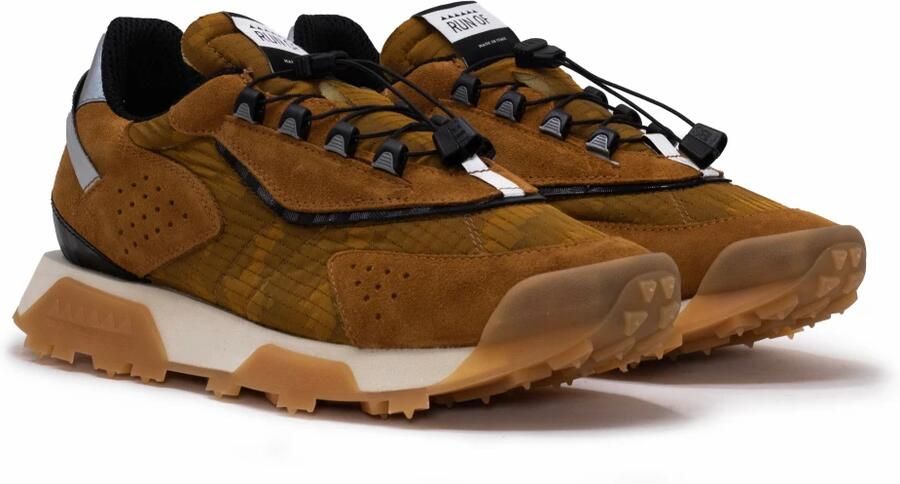 RUN OF Sneaker Revolt Hike Pixel M