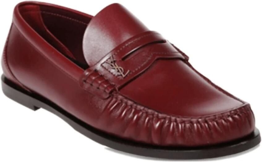 Saint Laurent Bordeauxrode Leren Loafers met Goudkleurig Logo