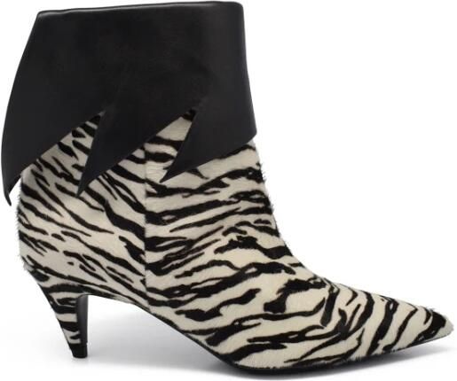 Saint Laurent Poulain Enkellaarsjes