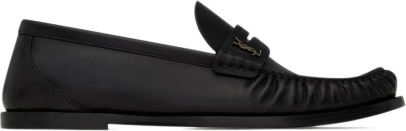 Saint Laurent Zwarte Cassandre Loafers Handgestikt Leer