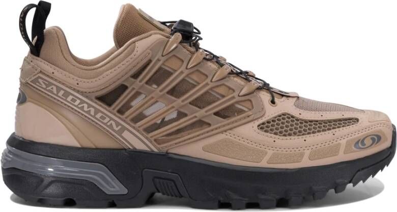 Salomon Beige Sneakers voor Buitensportavonturen