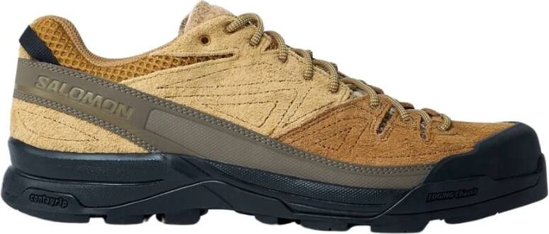 Salomon Sneakers met suède panelen en logo