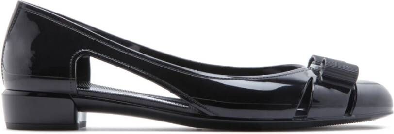 Salvatore Ferragamo Zwarte platte schoenen Vara Jelly Black Dames