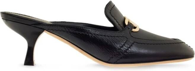 Salvatore Ferragamo Geëmbosseerde Krokodil Middelhak Schoenen Black Dames