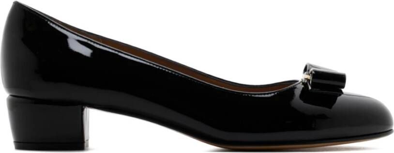 Salvatore Ferragamo women's leather pumps court shoes high heel fiocco Vara Zwart Dames