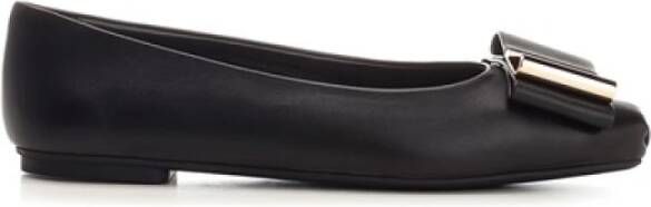 Salvatore Ferragamo Loafers Zwart Dames