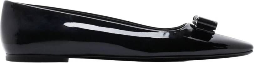 Salvatore Ferragamo Loafers Zwart Dames