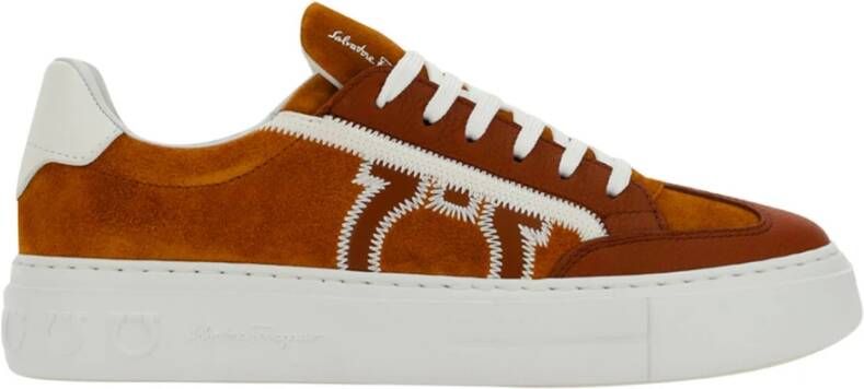 Salvatore Ferragamo Luxe Suede Sneakers Bruin Dames
