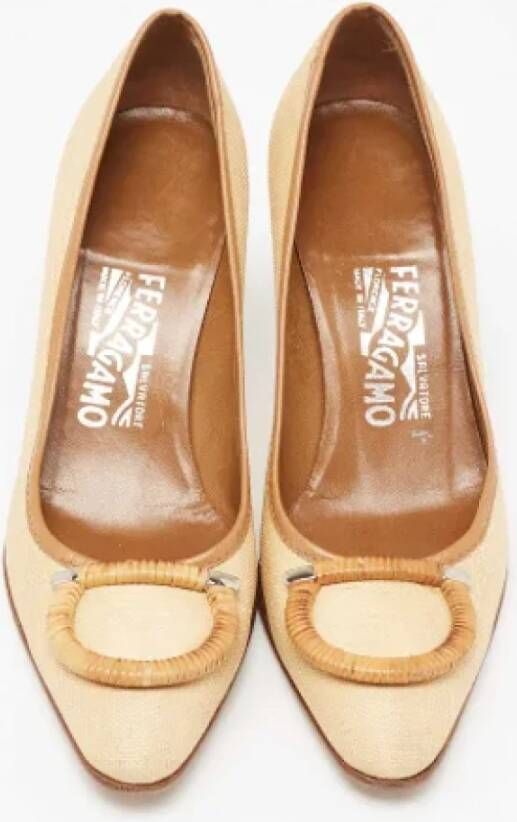 Salvatore Ferragamo Pre-owned Canvas heels Brown Dames