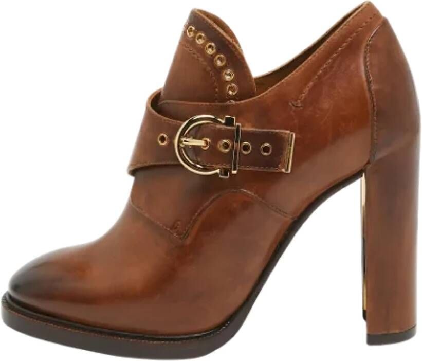 Salvatore Ferragamo Pre-owned Leather boots Brown Dames
