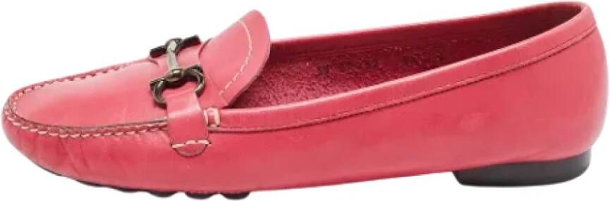 Salvatore Ferragamo Pre-owned Leather flats Pink Dames