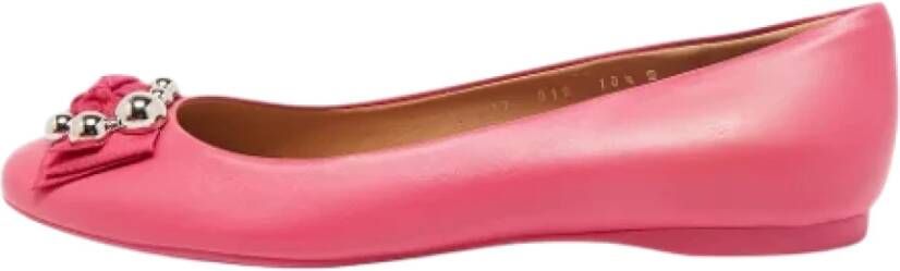 Salvatore Ferragamo Pre-owned Leather flats Pink Dames