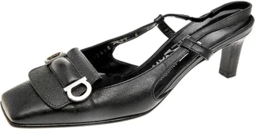 Salvatore Ferragamo Pre-owned Leather sandals Black Dames