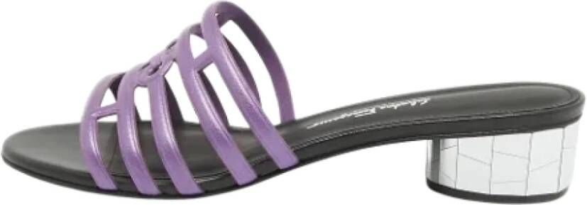 Salvatore Ferragamo Pre-owned Leather sandals Purple Dames