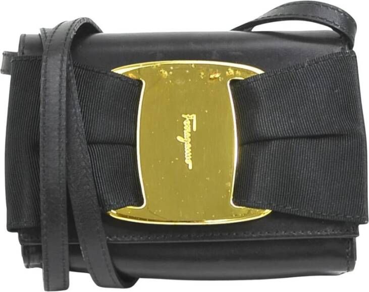 Salvatore Ferragamo Pre-owned Tweedehands Boogdetail Leren Crossbody