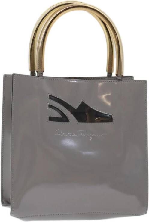 Salvatore Ferragamo Pre-owned Tweedehands Patentleren Tote Cutout Schoenontwerp