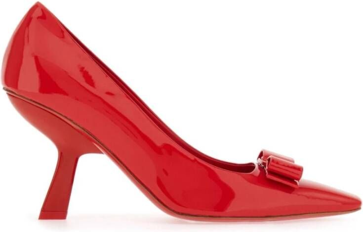 Salvatore Ferragamo Vara Bow Patent Leren Pumps Red Dames