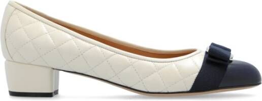 Salvatore Ferragamo Vara Hakken Schoenen White Dames