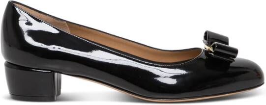 Salvatore Ferragamo women's leather pumps court shoes high heel fiocco Vara Zwart Dames