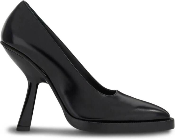 Salvatore Ferragamo Iconische F-vormige hak leren pumps Black Dames