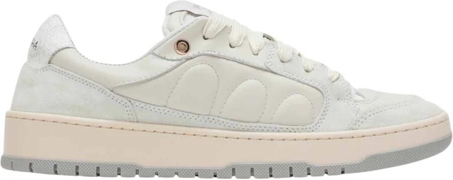 Santha Model 2 Sneaker