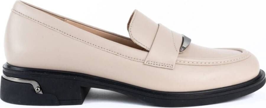 Santino Milano Elegante Beige Gesloten Loafers