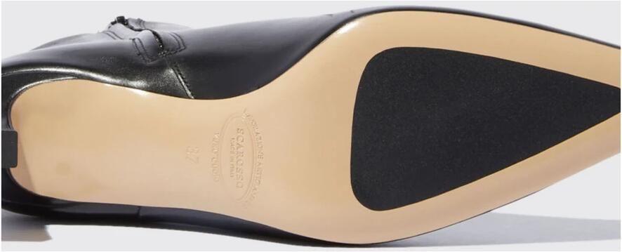 Scarosso Kitty Zwarte Enkellaarsjes