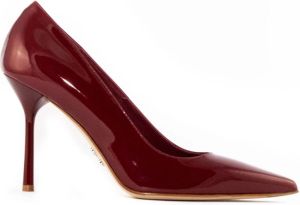 Sergio Levantesi Rode lakleren pumps met puntig ontwerp Rood Dames