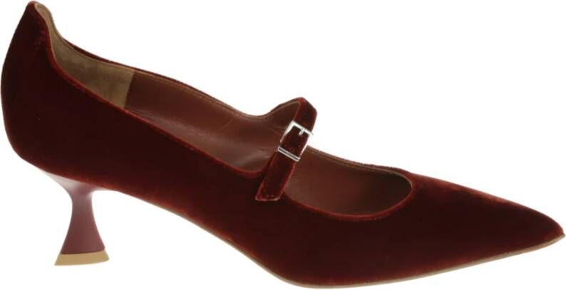 Sergio Levantesi Rode Velvet Décolleté met Gesp Detail Red Dames