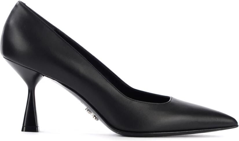 Sergio Levantesi Julia Pump