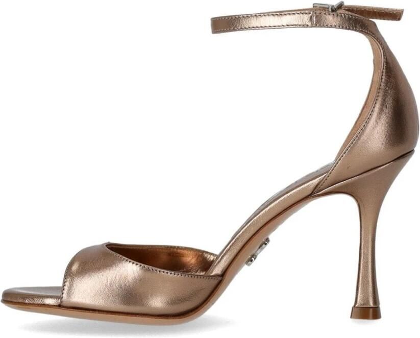 Sergio Levantesi Sandalen Hope Copper Heeled Sandal in koper